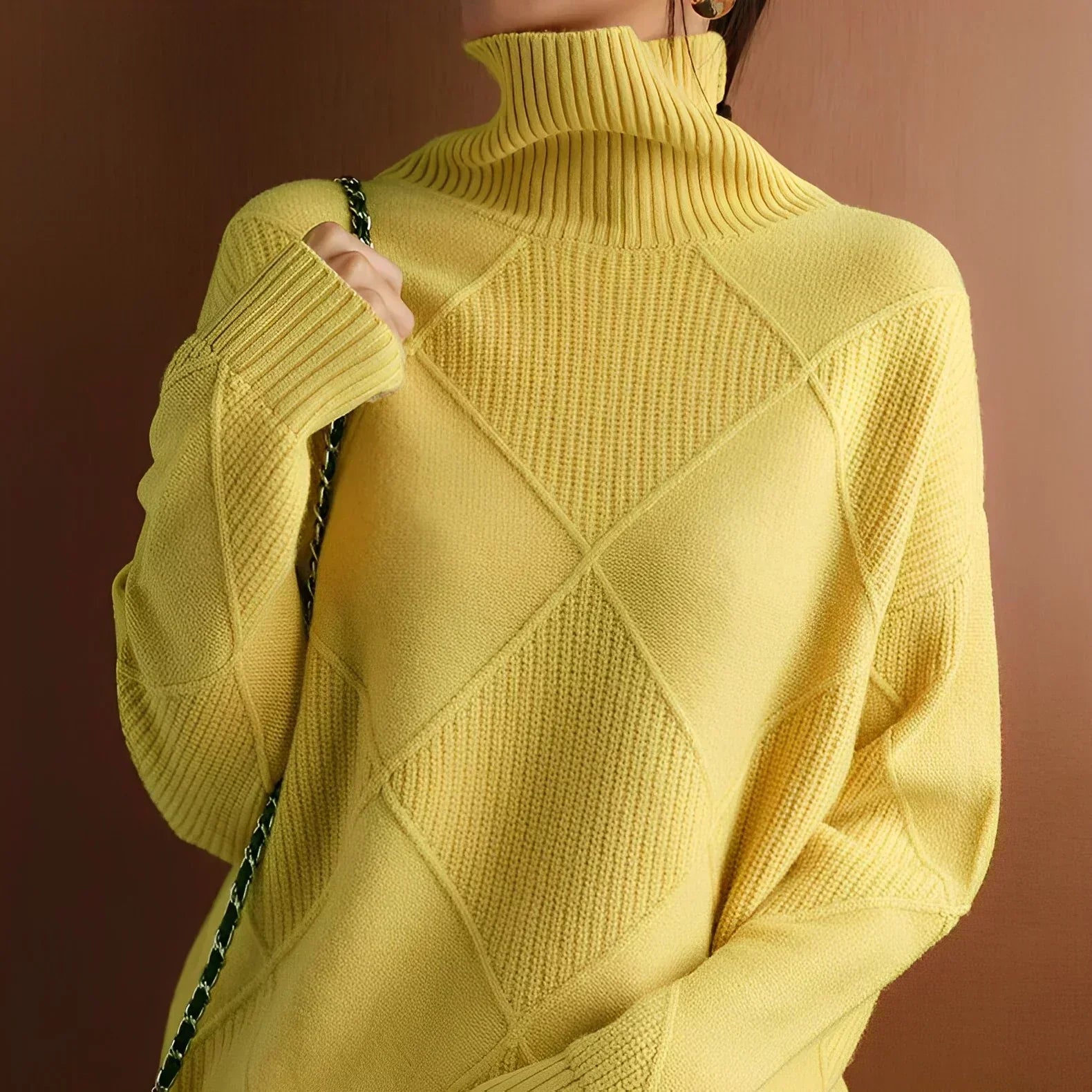 Rauten-Rullekravepullover – Raffineret varme med moderne stil